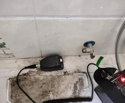 南浔屋顶漏水维修公司分享下卫生间漏水的危害及解决方法